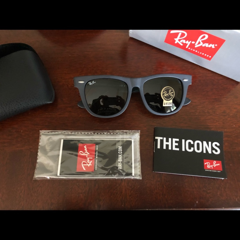 Ray-Ban Wayfarer RB 2140 54/18